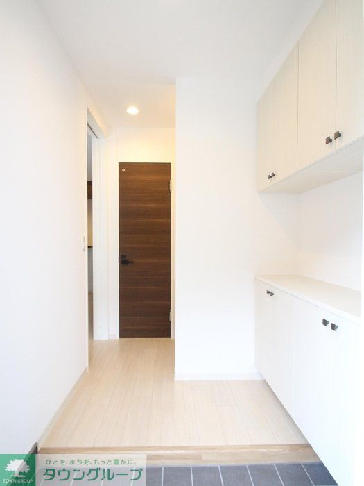 玄関　★お問い合わせはタウンハウジングまで★