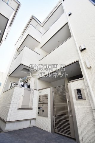 建物外観　2018年完成