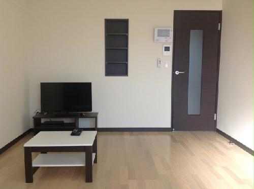 居室・リビング　32型液晶テレビ