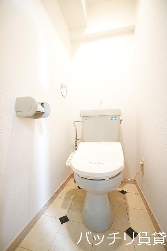 トイレ　類似のイメージ画像。現況を優先いたします。