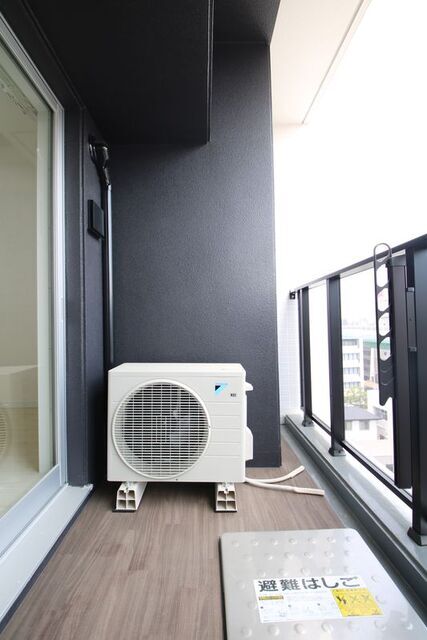 バルコニー　※別室の参考写真の為、現況優先です。