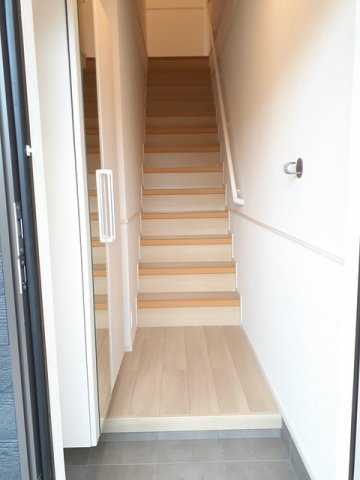 玄関　シンプルで使いやすい玄関です