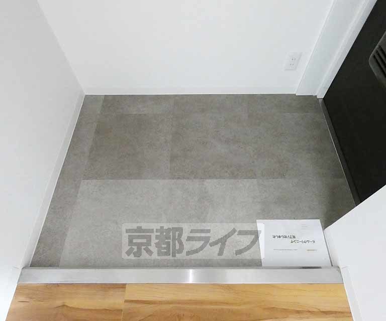 収納　なんと、壁一面が収納になっています