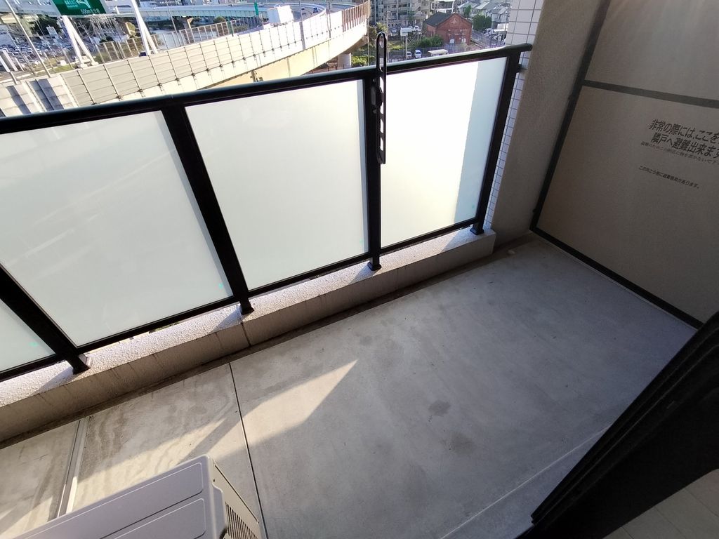 バルコニー　バルコニー