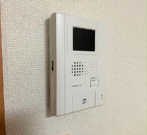 セキュリティ　モニター付きインターホン