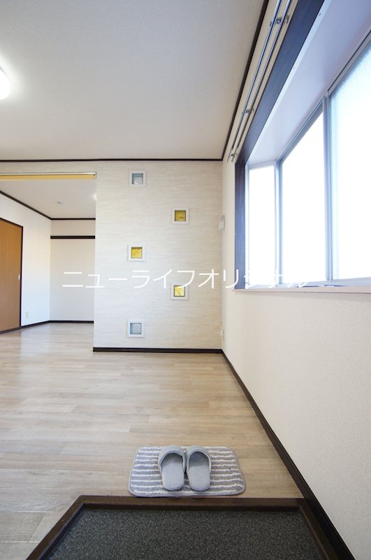 玄関　お好きな収納をお持込みいただけます！