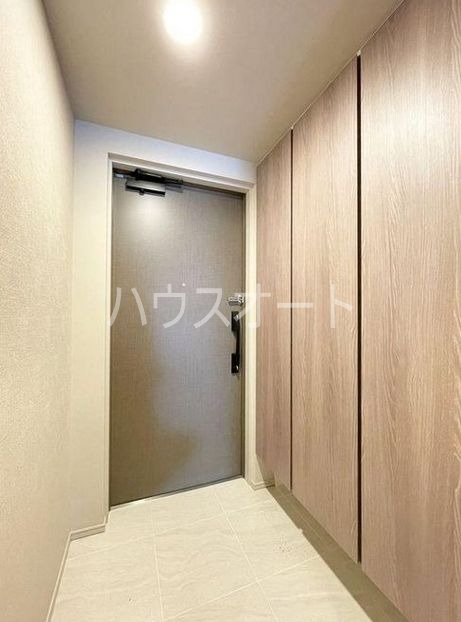 玄関　別タイプ参考写真