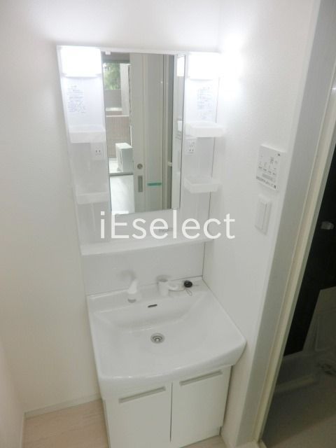 洗面設備　あると嬉しいですね。洗髪洗面化粧台