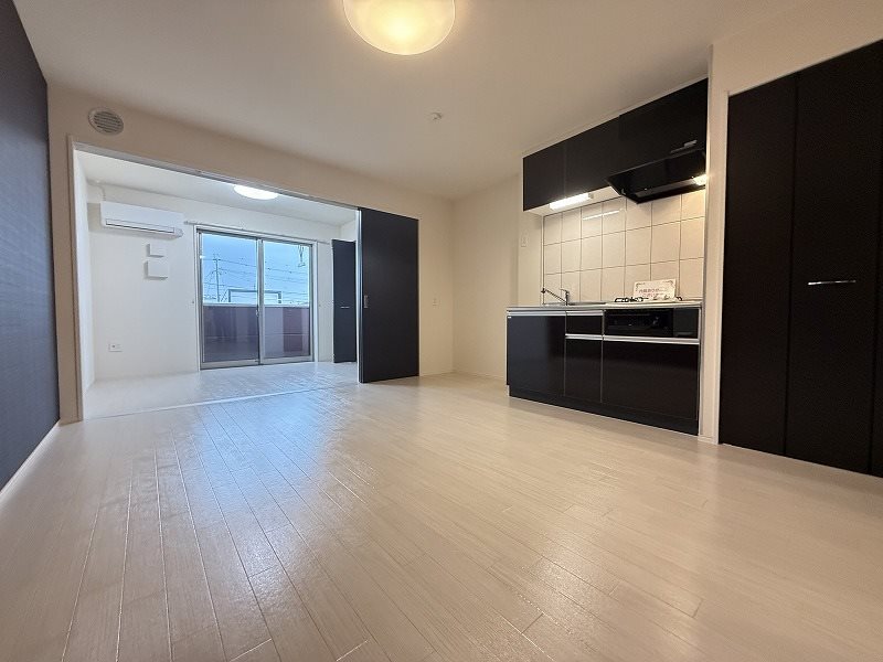 居室・リビング　※反転タイプ※