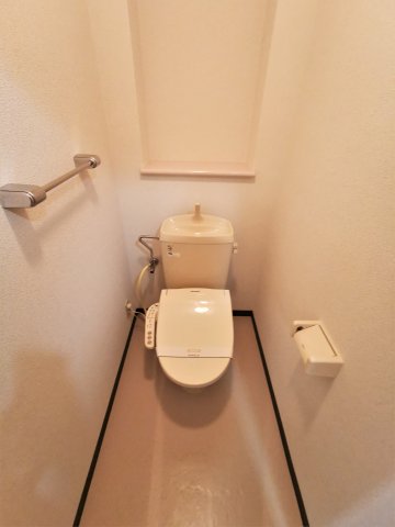 トイレ　同物件、類似間取りのイメージ写真です