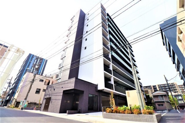 建物外観　外観タイル張りです