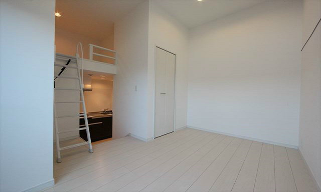 その他部屋・スペース　洋室5.7帖　ロフト4.7帖