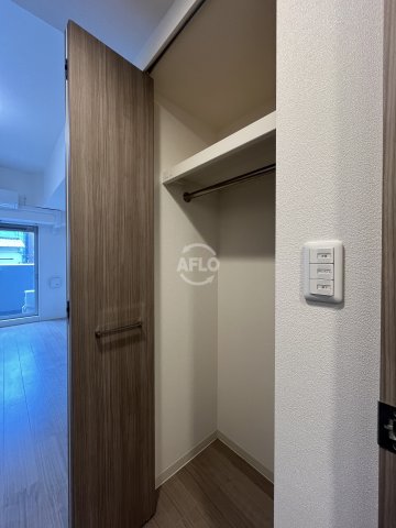収納　PHOENIX新大阪　クローゼット