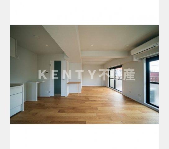 居室・リビング　ゆったりとした居間です