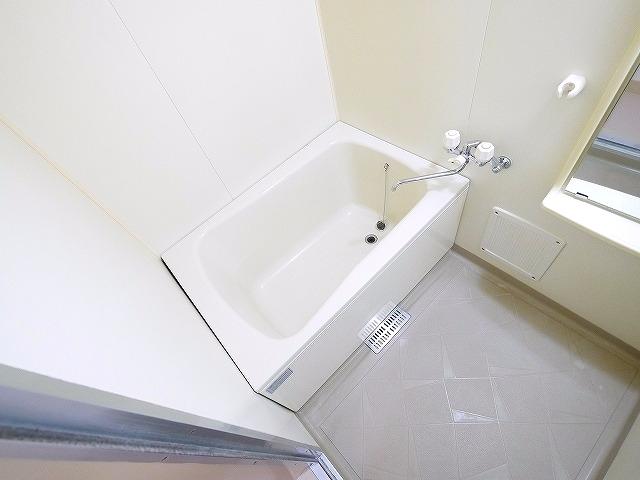 バス・シャワールーム　お風呂です