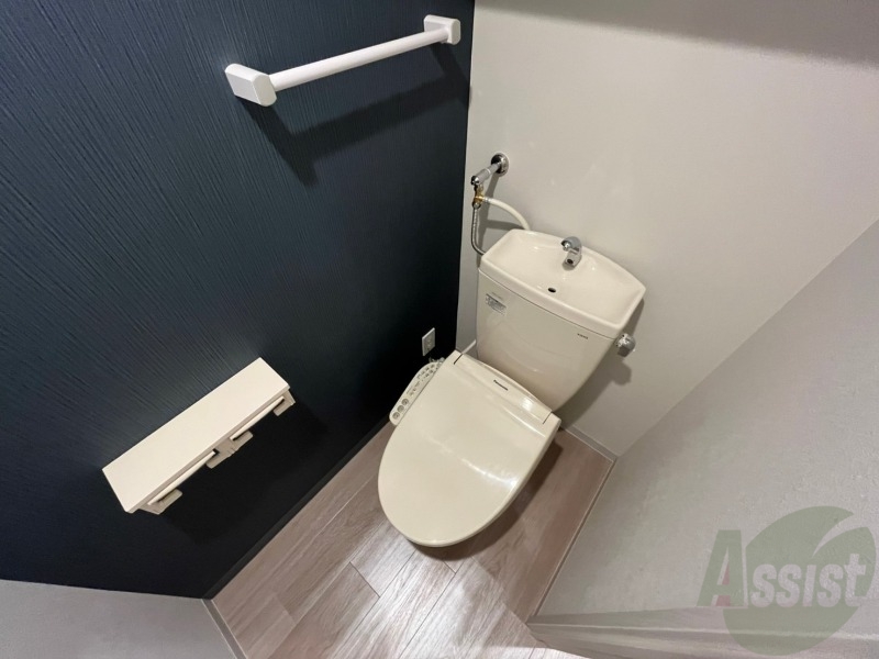 トイレ　ウォシュレット機能がついたトイレ。安心して使用できますね。