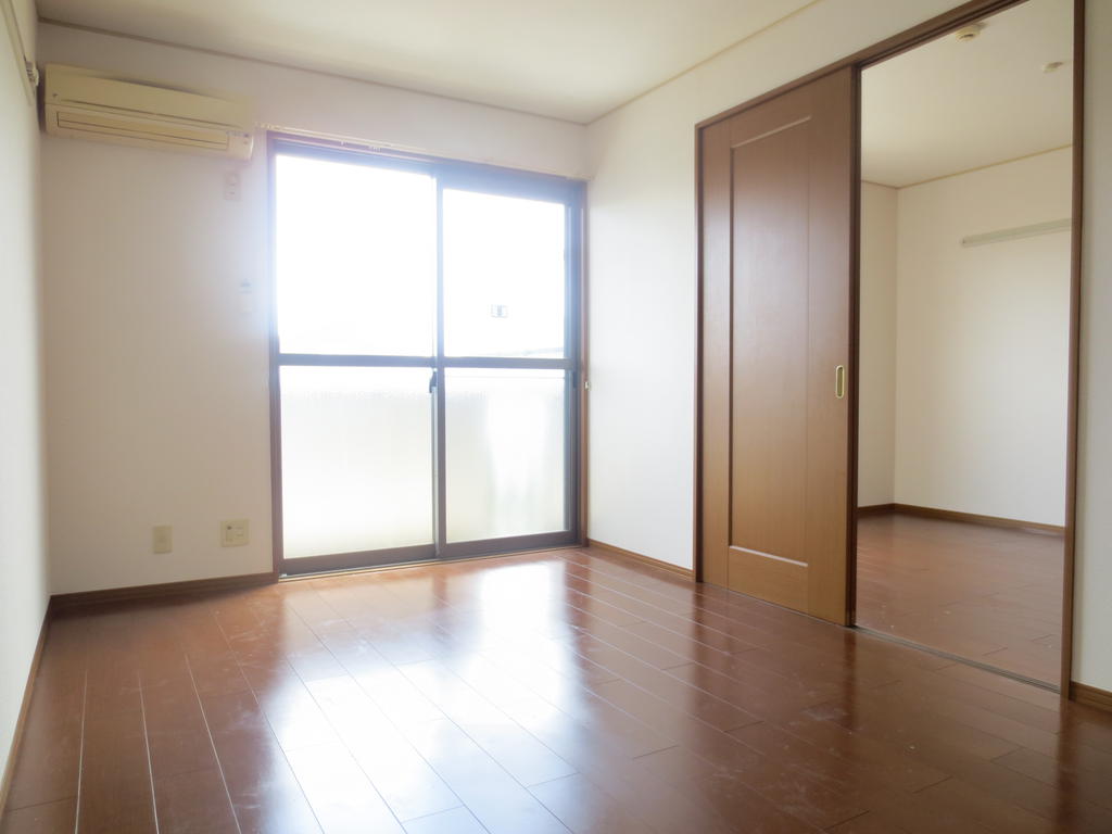 その他部屋・スペース　洋室６帖