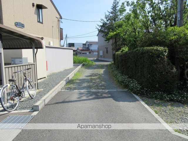 その他　周辺道路（その他）まで0m