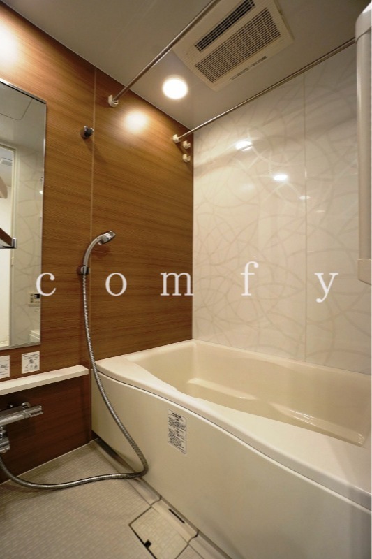 バス・シャワールーム　追炊き・浴室乾燥機付きバス