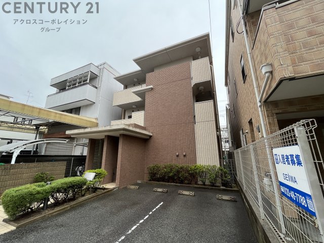 建物外観　敷地内に駐輪場があります！