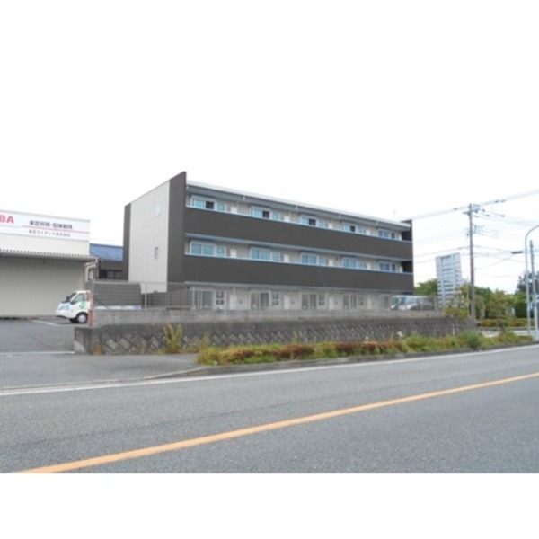 建物外観　橋本駅徒歩10分で通勤通学便利です。