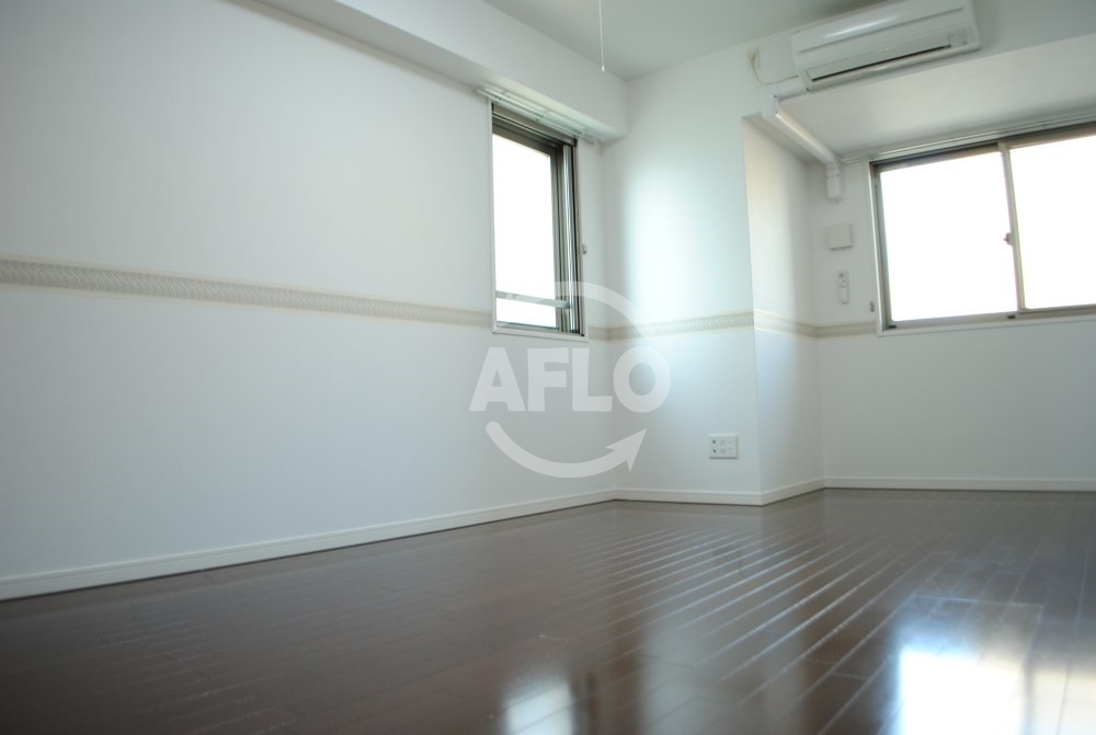 居室・リビング　ロイヤルパークスなんば　洋室