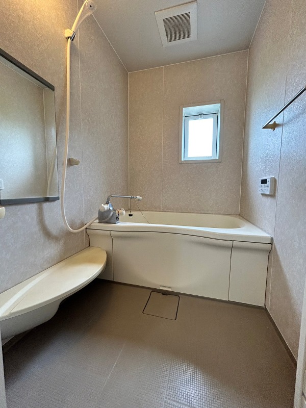 バス・シャワールーム　図面と現状に相違がある場合には現状を優先