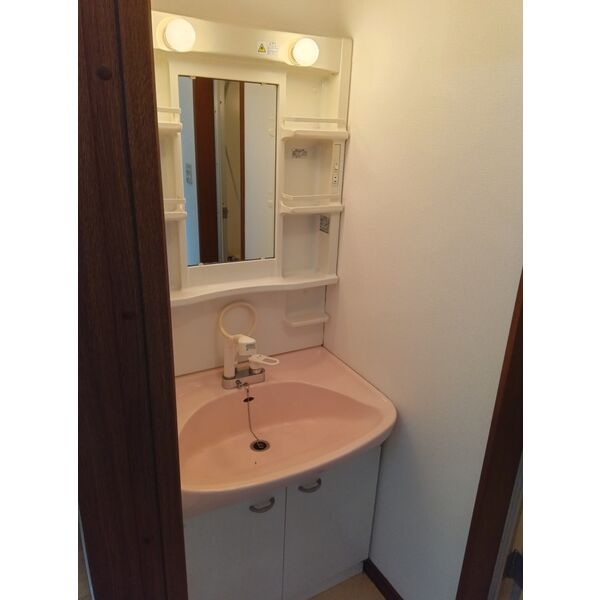 洗面設備　キッチンでお料理をお楽しみください