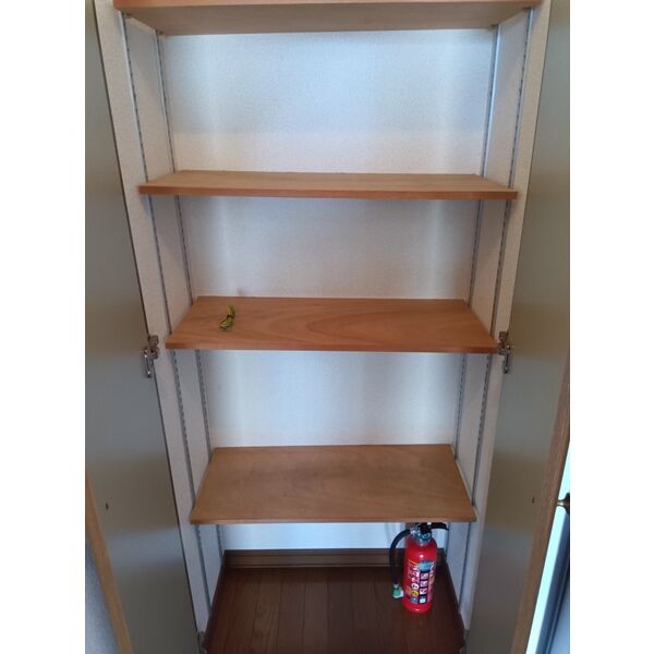 収納　コンパクトで使いやすいトイレです