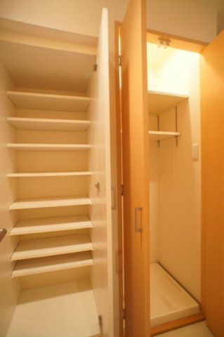 収納　別部屋参考写真