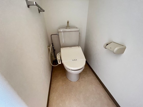 トイレ　※別部屋の写真です