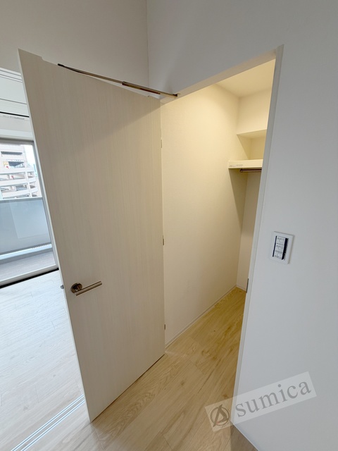 収納　たっぷりと収納できるウォークインクローゼット♪♪