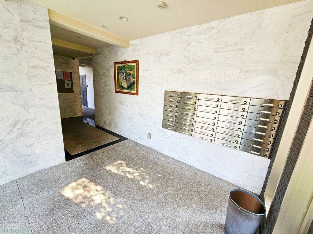 ロビー　エントランス