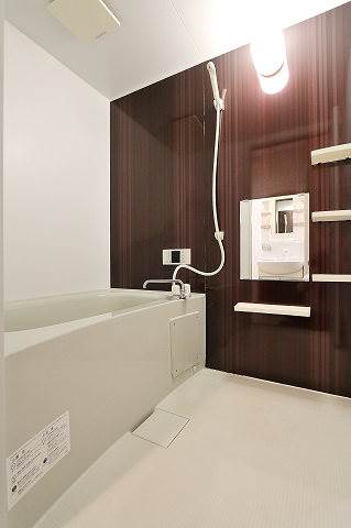 バス・シャワールーム　追炊き機能ついてます