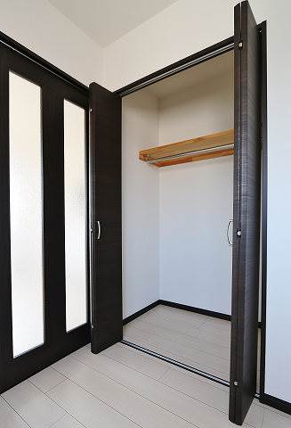 収納　お荷物はこちらへ