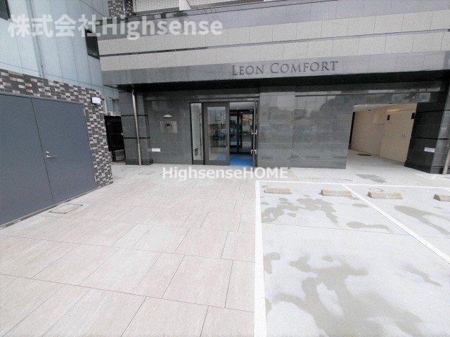 エントランス　清潔なエントランスです