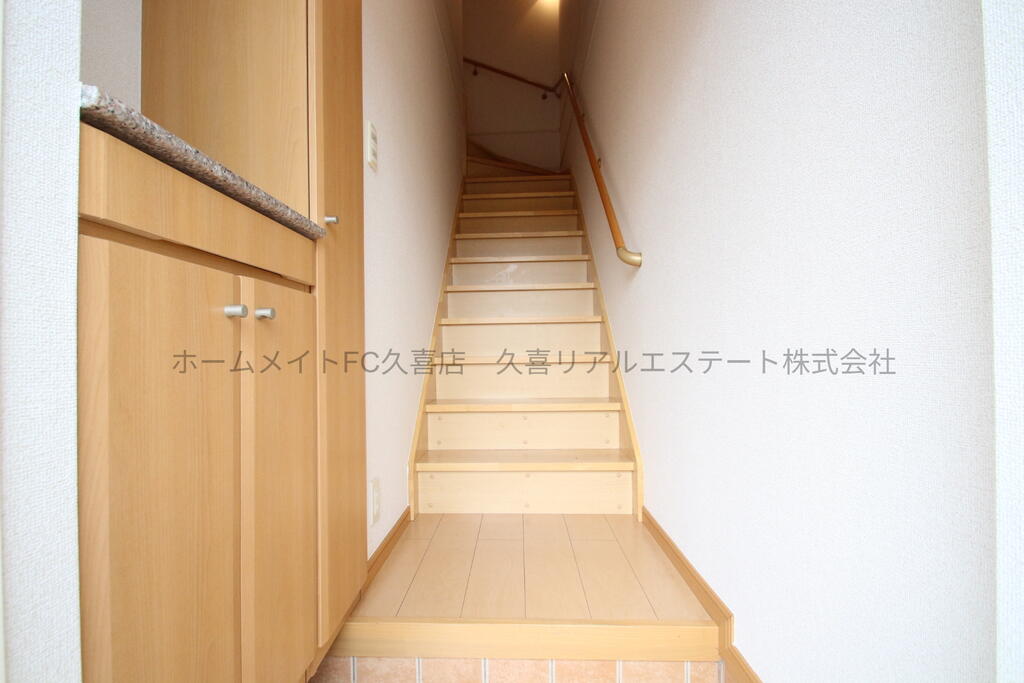 玄関　同施工会社同シリーズ別物件