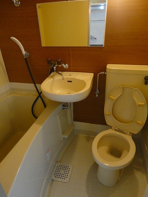 バス・シャワールーム