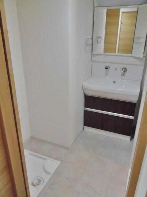 洗面設備　同仕様