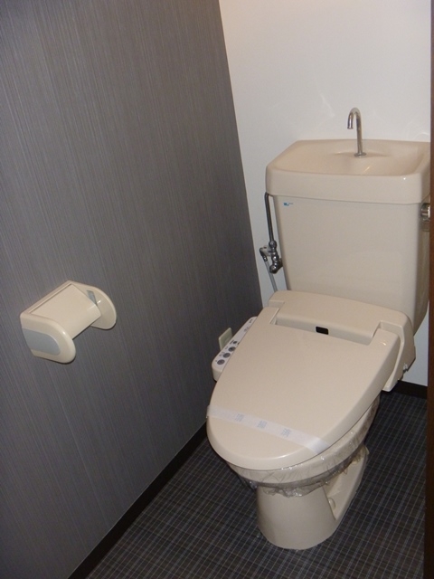 トイレ　洗浄便座付き