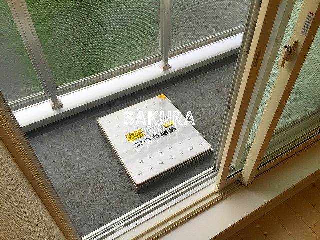 バルコニー　便利で嬉しいバルコニー付きです♪