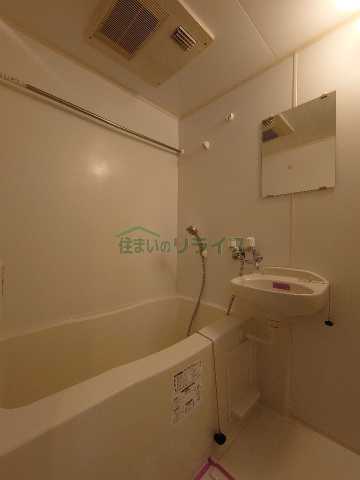 バス・シャワールーム　別部屋参考写真です