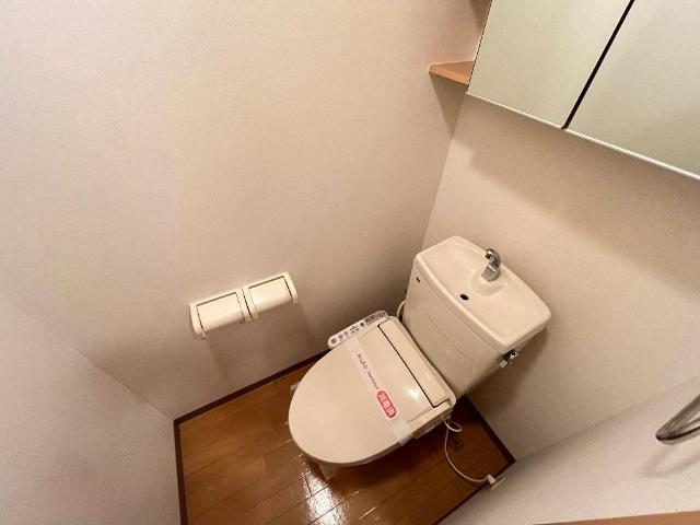 トイレ　シャワー付トイレ
