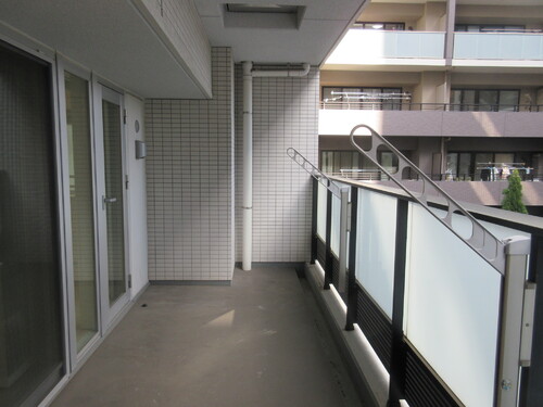 バルコニー　バルコニー