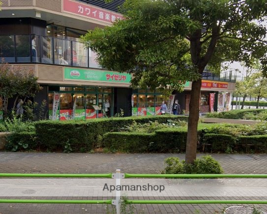 飲食店　サイゼリヤ港南中学校前店（飲食店）まで1007m