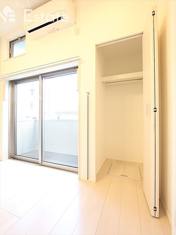 収納　クローゼット