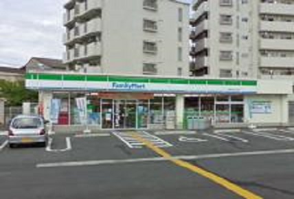 その他　コンビニ　物件より約220ｍ　徒歩約2分