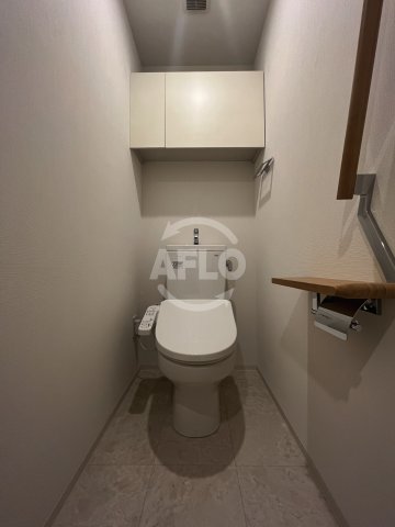 トイレ　ALBLANC KYOMACHIBORI（アルブラン京町堀）