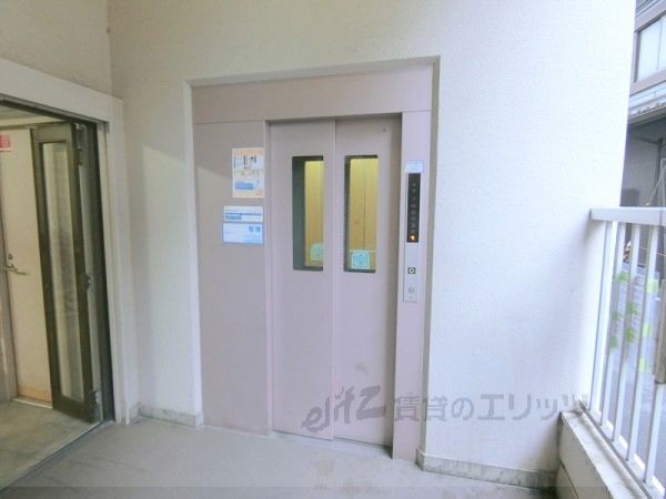 その他設備　エレベーター