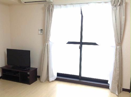 居室・リビング　窓側　1階